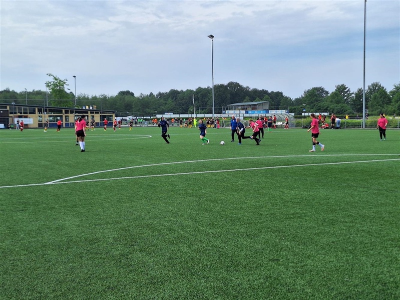 Schoolvoetbaltoernooi voor praktijkonderwijs